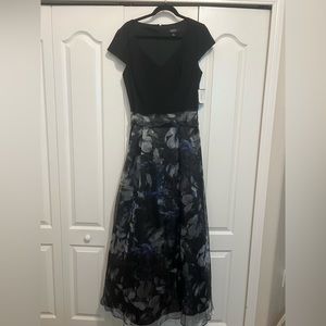 Ignite Evening Gown NWT Size 16